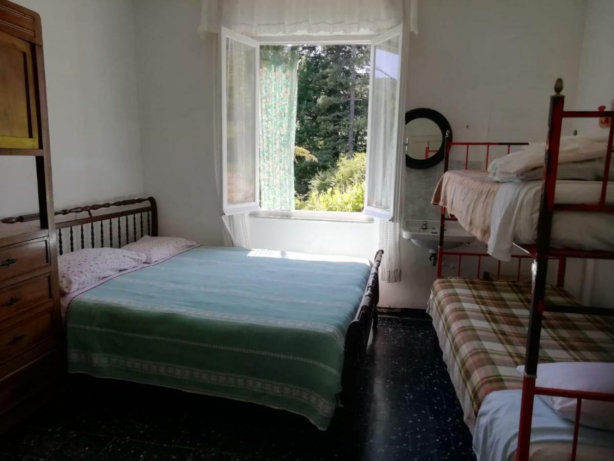 Albergo Delfino San Pietro d'Olba Exteriör bild